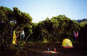 Mueka Camp e sullo sfondo il Kilimanjaro